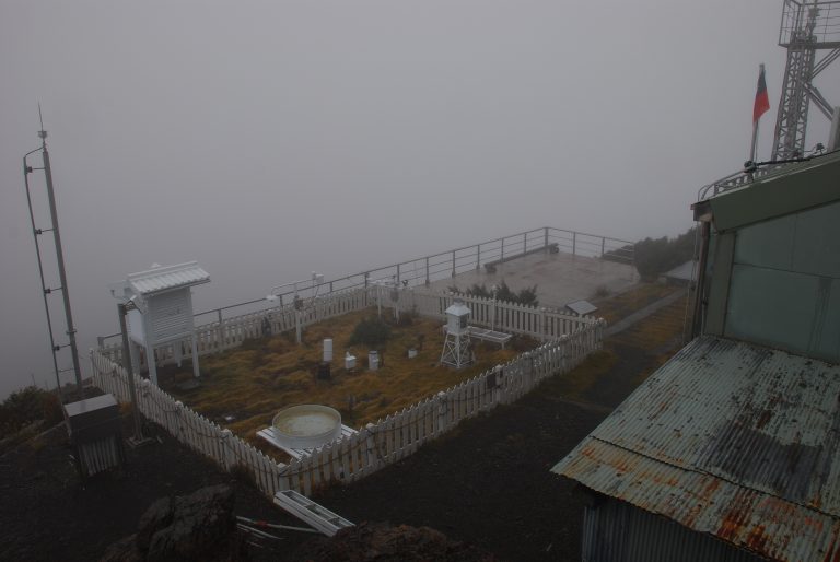 玉山主峰北峰東峰