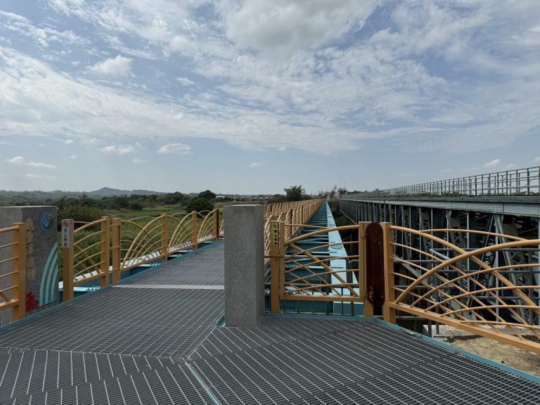 嘉南大圳北幹線自行車道台南段