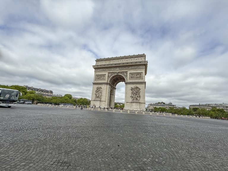 2025瑞士山區健行&法國巴黎旅遊D11~D15